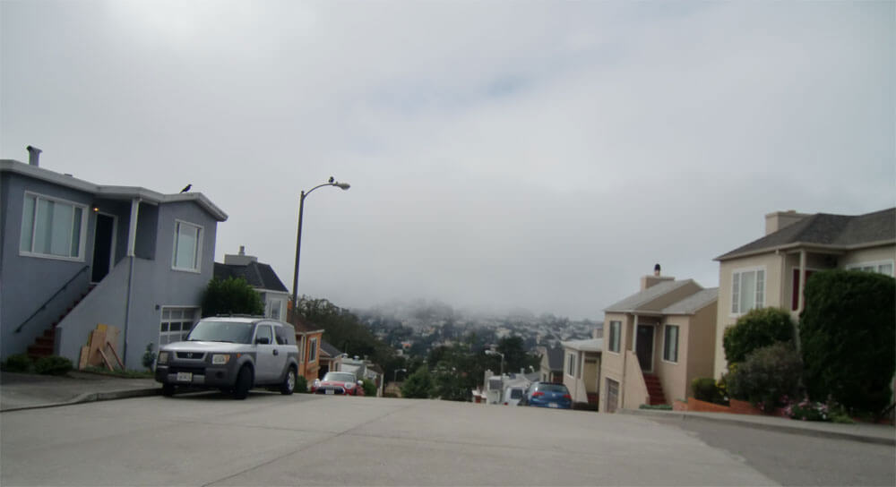 Photo of a cloudy day on a hill in San Francisco 